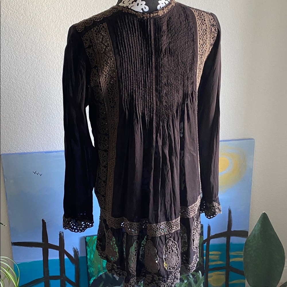 Johnny Was Dark Tunic with Lace Accents - Picture 3 of 8